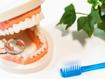 笑顔の歯科衛生士